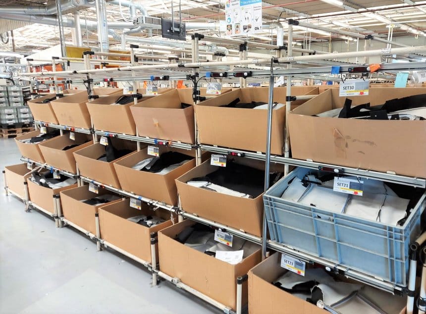 Toyota Boshoku en pick-to-light Isitec pour assembler les sièges de la Yaris