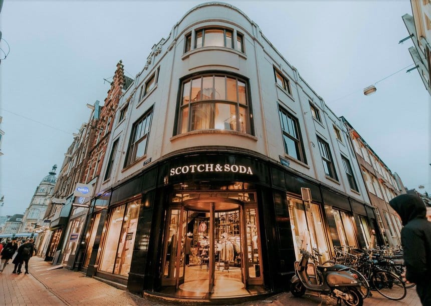Scotch & Soda outille sa mue omnicanale avec Manhattan