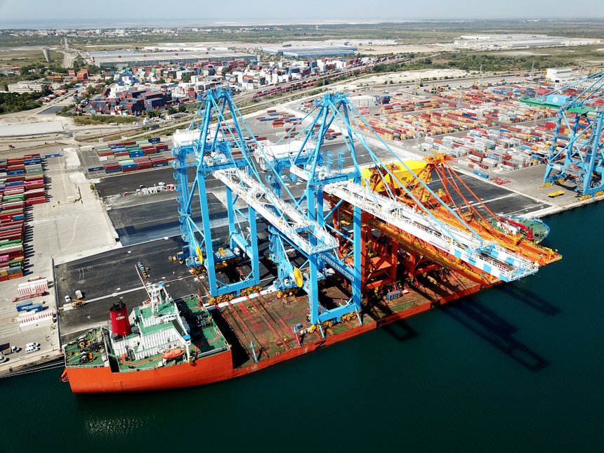 Trafics conteneurs et vracs solides en forte baisse à Marseille-Fos