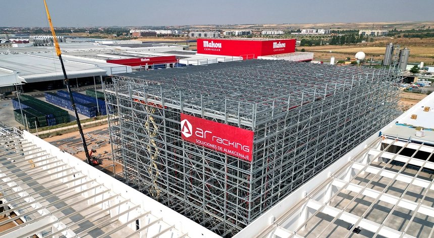 Mahou San Miguel a investi environ 80 M€ dans sa nouvelle plateforme logistique de Alovera. ©AR Racking