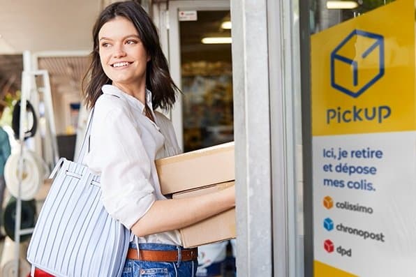 Sur le 1er semestre, Geopost a vu ses volumes de livraison hors domicile bondir de 26%. ©Geopost