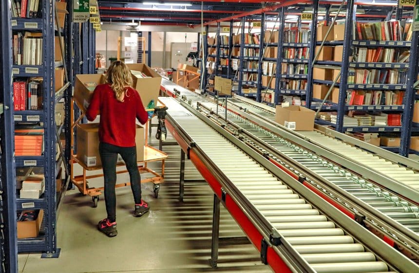 Emmelibri booste sa productivité avec le WMS Manhattan Scale