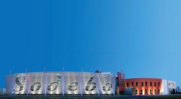 Les prévisions portent sur plusieurs milliers de références, toutes fabriquées et expédiées depuis le site vendéen historique de Sodebo, à Montaigu en Vendée.©Sodebo