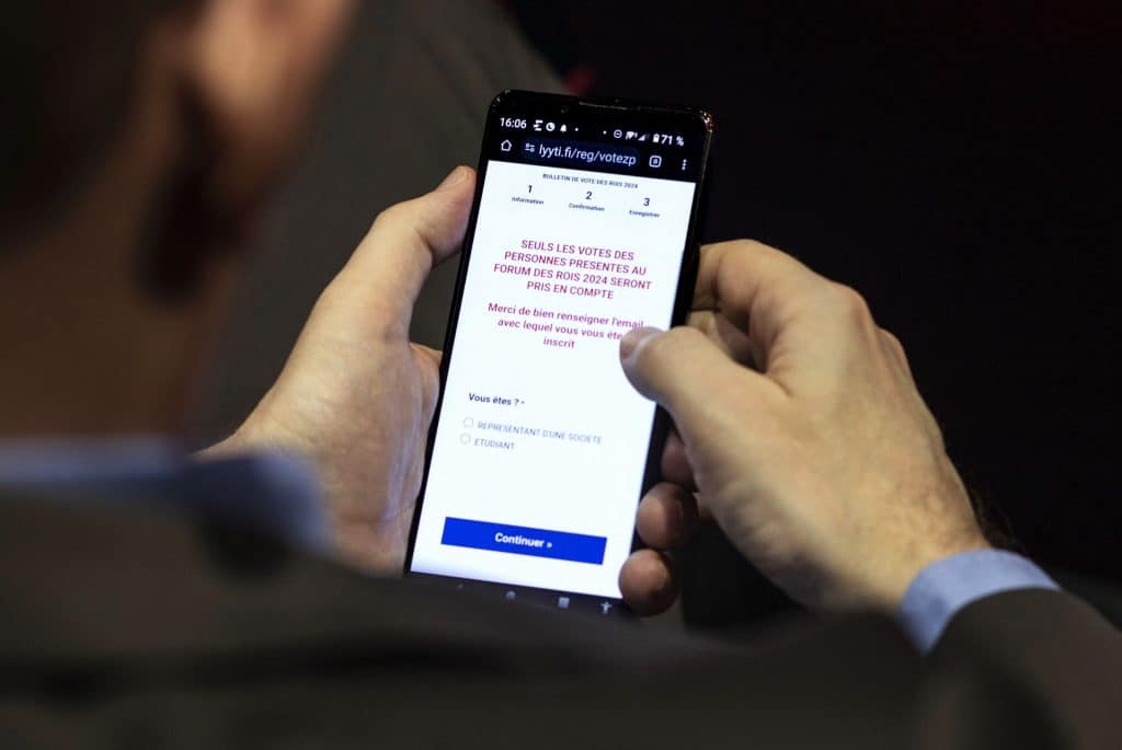 Pour voter, il vous faut être présent au Forum et scanner un QR Code avec son smartphone. ©Marta Nascimento