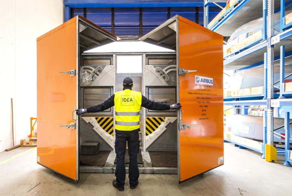 Le spectre des prestations d’Idea pour Airbus mobilise ses nombreuses expertises, y compris en matière d’emballages spécifiques pour l’aéronautique. ©Idea / Oioo Studio