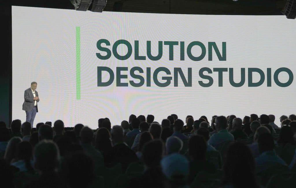 Lors du Manhattan Momentum 2026 qui se tient cette semaine à Las Vegas, son CTO Sanjeev Siotia a mis en perspective les lancements des plateformes Manhattan Marketplace et Solution Design Studio. ©Manhattan Associates