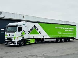 En à peine un semestre, Leroy Merlin vient de déployer 80 poids lourds électriques dans son plan de transport France, via ses transporteurs, et un doublement de cette flotte est à l’agenda pour 2027. Crédit : Leroy Merlin
